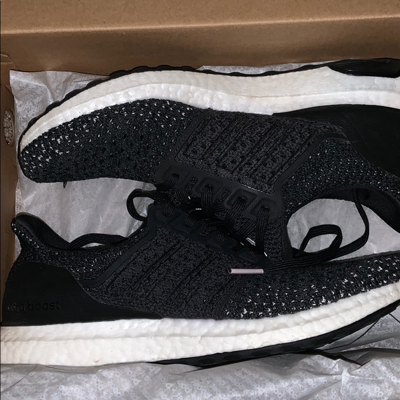 Adidas Ultraboost Clima J - Picture 1 of 5